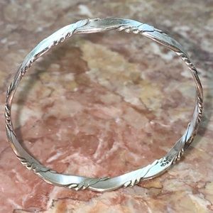 Taxco Mexico Silver Bangle Bracelet Twiste…